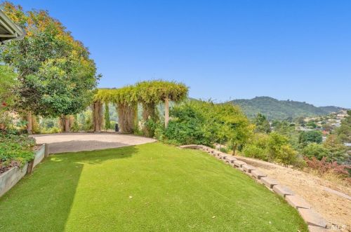 4084 Marcas St, Pinole CA  94564-1026 exterior