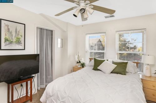 648 Grand Ter, Hayward CA  94541-6530 exterior