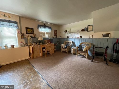 1 Budd Blvd, West Deptford NJ 08096-3332 exterior