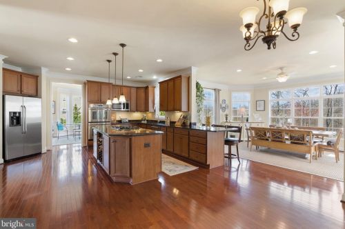 15 Lackawanna Ln, Falling Waters WV  25419-9402 exterior