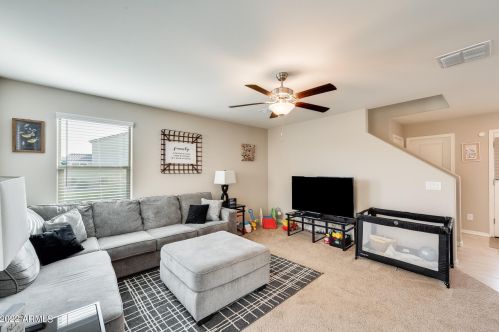 3929 79th Dr, Phoenix AZ  85043 exterior