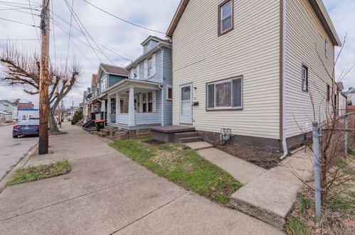 224 Gertrude St, Latrobe, PA 15650-2905
