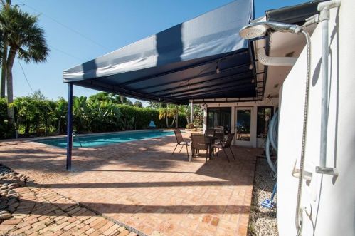 80 Cypress Point Dr, Naples FL  34105-6311 exterior