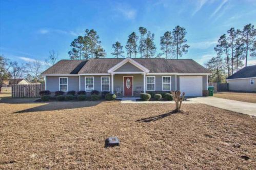 37 Hemlock Way, Crawfordville, FL 32327-1995
