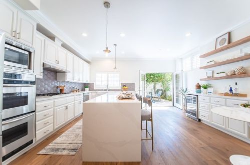 1814 Stanford Ave, Redondo Beach CA  90278-2744 exterior