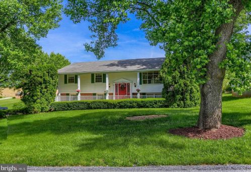 53 Lisburn Ave, Shrewsbury, PA 17361-1703