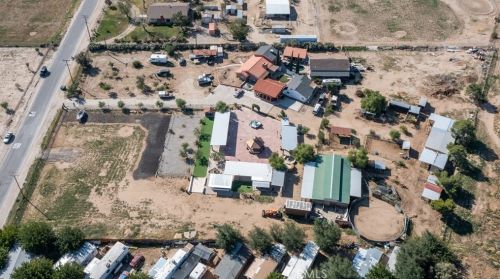 35925 77th St, Juniper Hills, CA 93543-2604