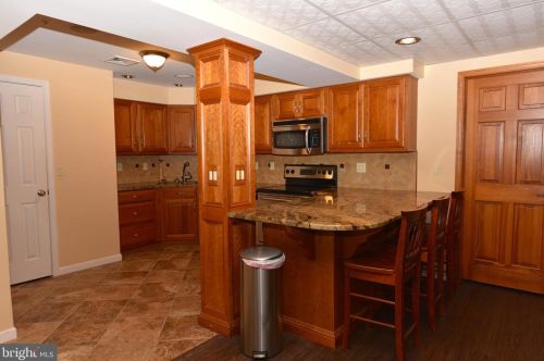 3002 Ridgeview Dr, Molino PA  17961-2338 exterior