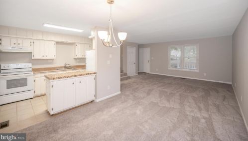 5512 Carousel St, Fredericksburg VA  22407-1205 exterior