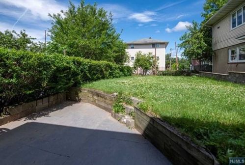 57 Malcolm Ave, Outwater NJ  07026-1523 exterior