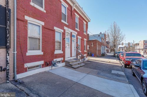 512 Noble St, Norristown, PA 19401-5520