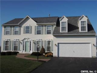 4953 Tinderbox Cir, Manlius, NY 13104-2132
