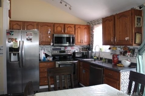 21 Highview Ln, Panamoka, NY 11961-2117