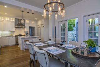 1742 Prospect Ave, Santa Barbara CA  93103-1948 exterior