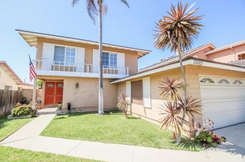 20003 Scobey Ave, Long Beach, CA 90746-3054