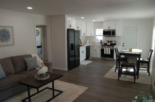 115 Sycamore Ave, Rialto CA  92376-5931 exterior