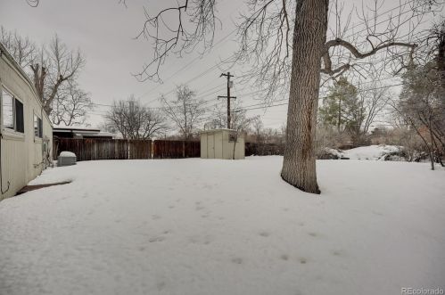 1758 Jasmine St, Denver CO 80207-2817 exterior