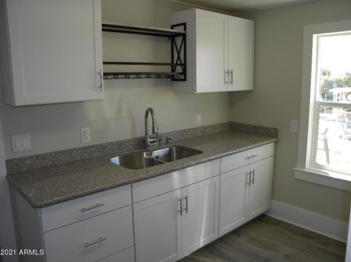 207 Heiner Dr, Superior, AZ 85173-3514