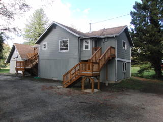 8101 382nd Ave, Snoqualmie WA  98065-9630 exterior