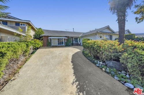 851 Fern St, Orange, CA 92867-7234