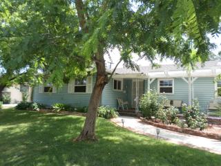 5644 Tower Rd, Riverside, CA 92506-1042