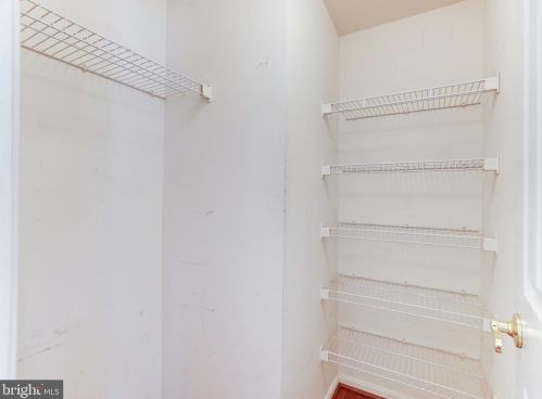 3581 Sherbrooke Cir, Woodbridge VA  22192-7033 exterior