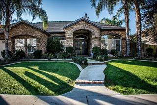 7705 Live Oak Way, Bakersfield, CA 93308-6653