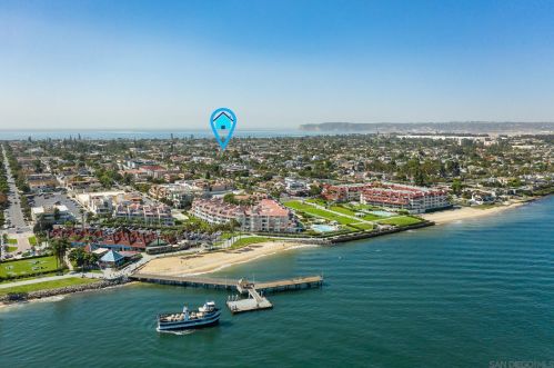 502 Palm Ave, San Diego CA  92118-1756 exterior