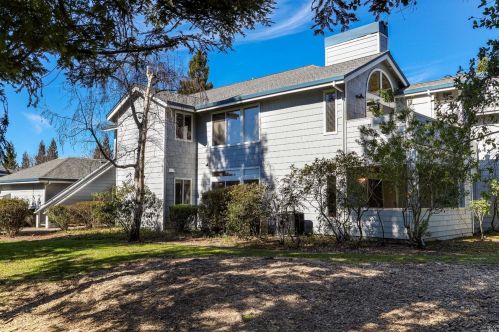2058 Stonefield Ln, Santa Rosa, CA 95403-0951