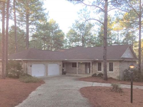 110 Evergreen Ct, Pinehurst, NC 28374-8246