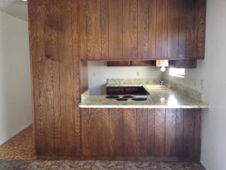 15847 Acoma Rd, Apple Valley CA  92307-2400 exterior