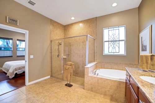 1353 Bourne Dr, Jupiter FL 33458-2915 exterior