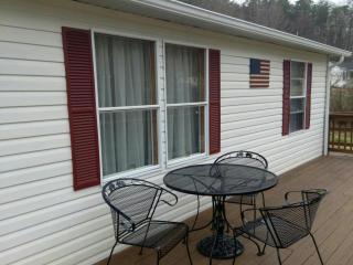 3535 Rutrough Rd, Roanoke, VA 24014-6333