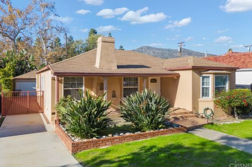 819 Glendale Ave, Glendale, CA 91205-2801