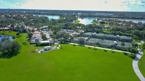 7718 Pine Island Way, West Palm Beach FL  33411-5802 exterior