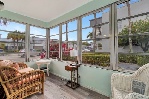 691 Burgundy O, Delray Beach FL  33484-4914 exterior