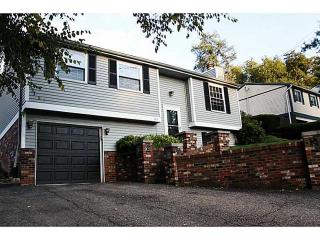 106 Logan Rd, Imperial, PA 15126-9649