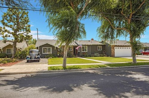 354 Puente St, Brea, CA 92821-5259