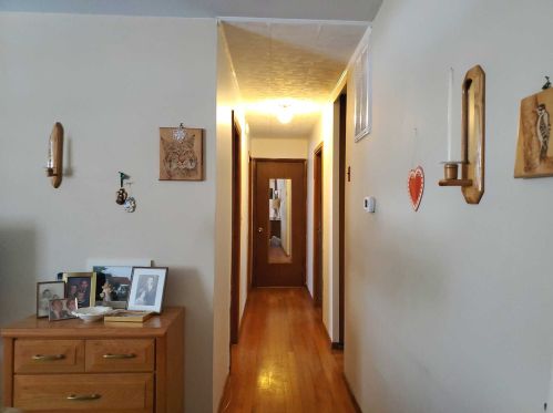 4 Fairfax Rd, Fishkill NY  12524-1413 exterior