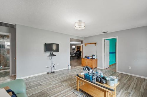 1706 Valencia Blvd, Bartow FL  33830-9420 exterior