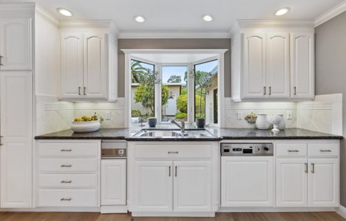 724 Windsor Way, Redwood City, CA 94061-1350