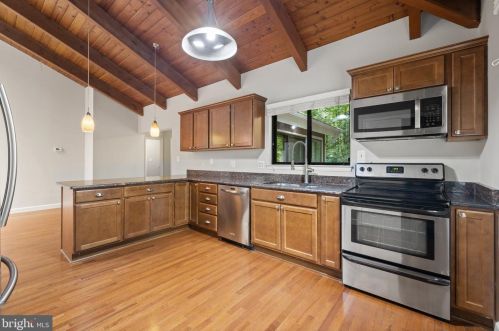 20787 Evergreen Ml Rd, Leesburg VA  20175-6412 exterior