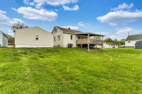 746 Castle St, New Castle, PA 16101-5109