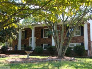 1024 Kelwyn Ln, Lewisville, NC 27023-9637