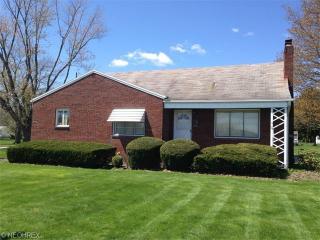 5938 South Ave, Youngstown, OH 44512-3609