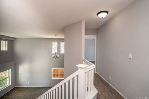 43234 Vineyard Dr, Lancaster CA  93535-4920 exterior