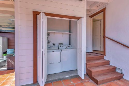 1244 106th Ave, Oakland CA  94603-3814 exterior