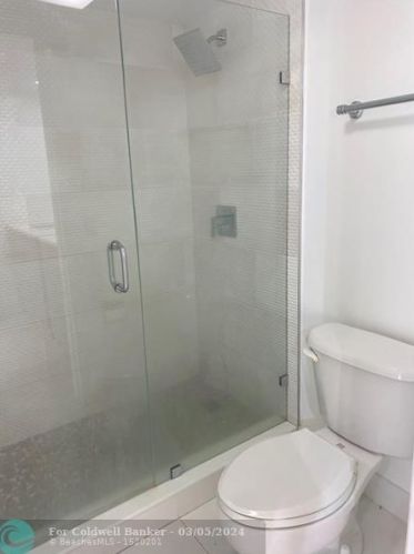 1700 Embassy Dr, West Palm Beach FL  33401-1913 exterior