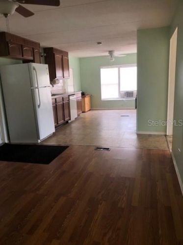 25211 Antler St, Xmas, FL 32709-9646