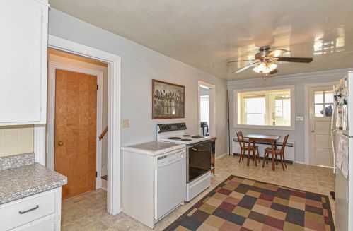 117 River St, Waterford WI  53185-4149 exterior